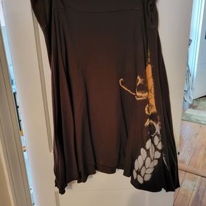 Skirt by Prana, medium, brown with elastic waist with beautiful design.